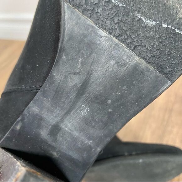 Arnold Churgin Suede Leather Slouchy Ankle Bootie w/ 2.5" Heel Black Size 38 - Picture 5 of 6